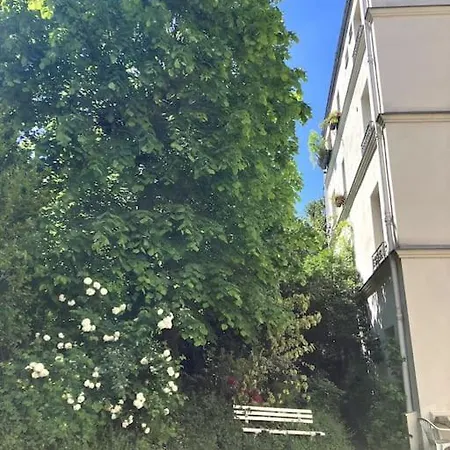 Charming Hideaway * Paris